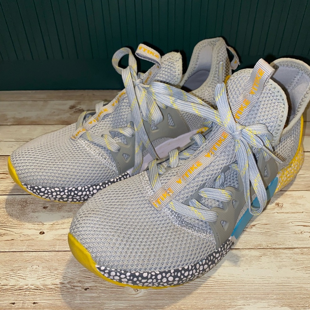 Women's Gray and Yellow Athletic Shoes Foam Lightweight